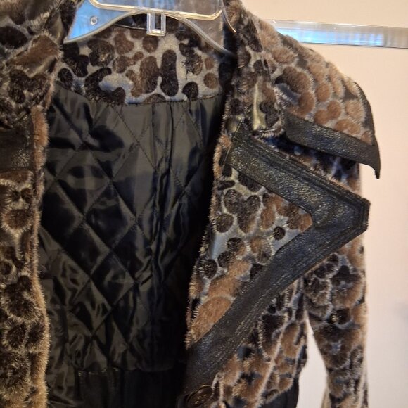 NWT Women's Gray Black Faux Fur Jackets Open Front Long Sleeve Outerwear 4 - Picture 8 of 9